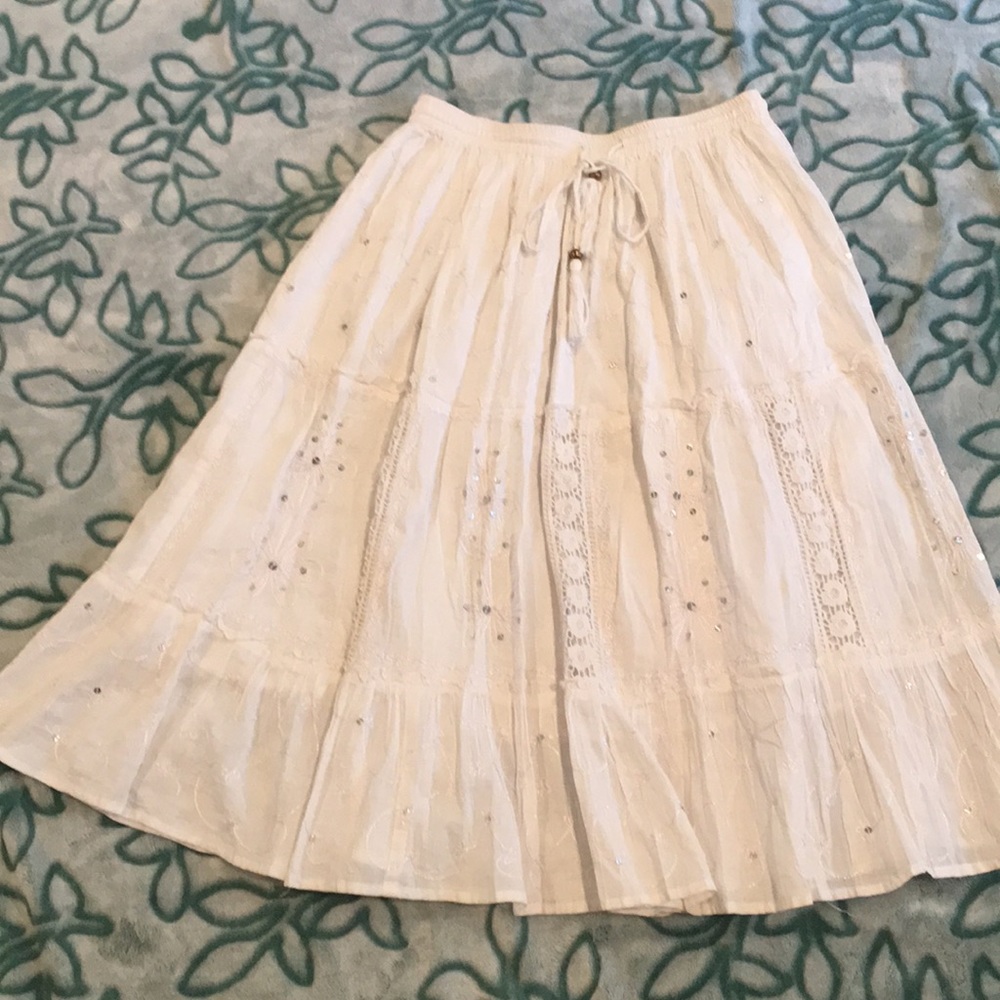 Beautiful white skirt ❤️❤️❤️